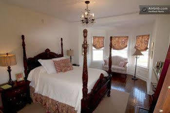 Freemason Inn Bed And Breakfast Norfolk Exterior photo