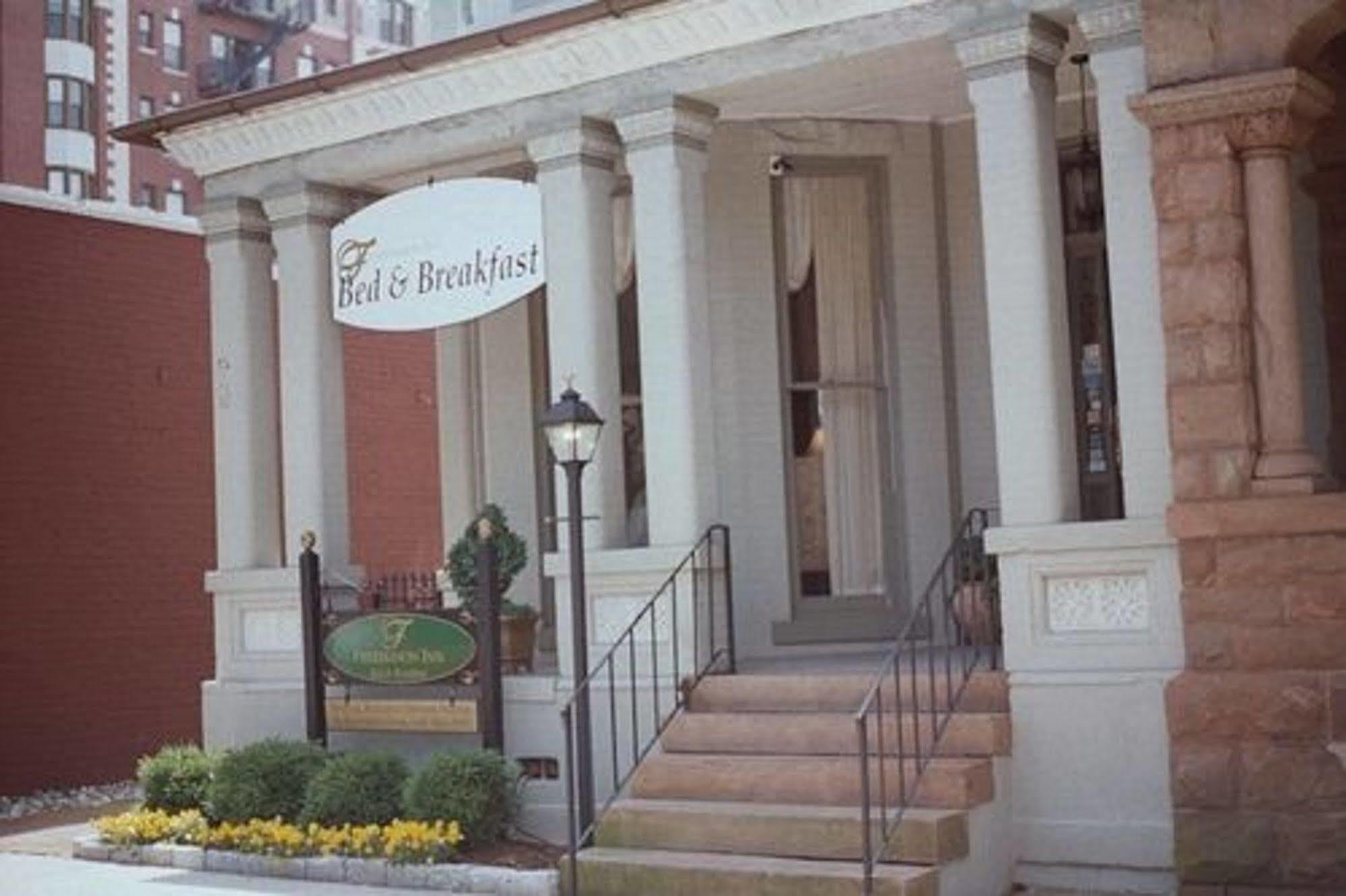 Freemason Inn Bed And Breakfast Norfolk Exterior photo